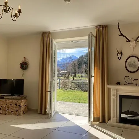 Bettis Bungalow Modern Retreat Casa de Férias Bergen (Traunstein)